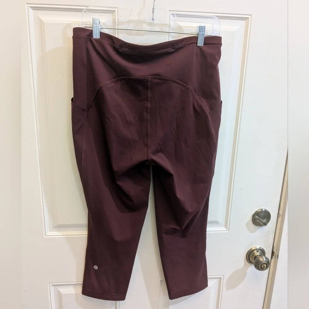 Lululemon Swift Speed High Rise Crop